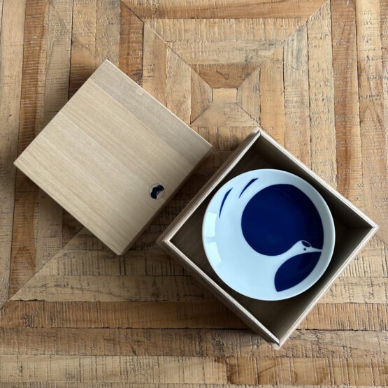 lot de cinq petite assiettes vintages – Image 10