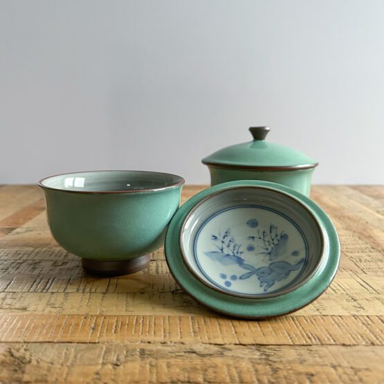 Lot de deux petites tasses vintages de couleur vert turquoise  / avec couvercles / Hukkougama – Image 2