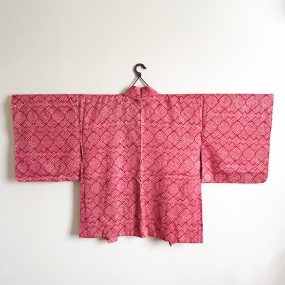 Rouge et Neige : Haori Vintage Shibori Éclatant – Image 7
