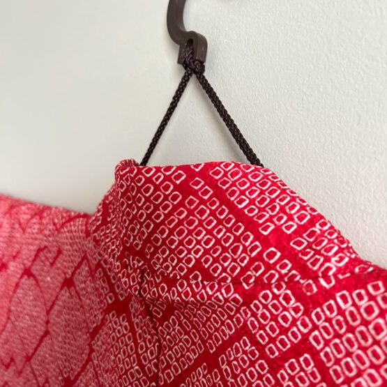 Rouge et Neige : Haori Vintage Shibori Éclatant – Image 8
