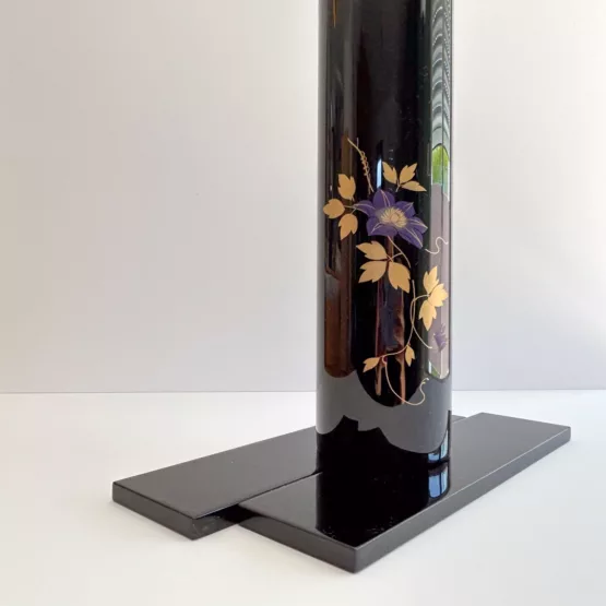 Élégance Florale - Vase en laque de Wajima – Image 3