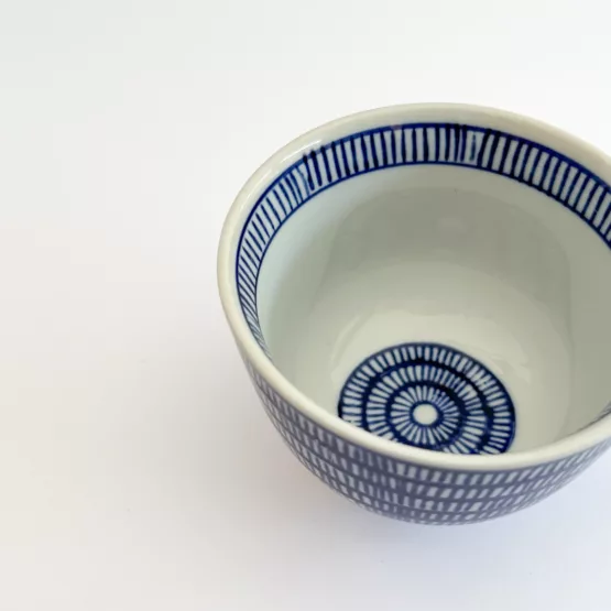Artisanal Blue Cup & Saucer Set motif rayé – Image 5