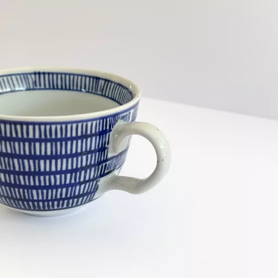 Artisanal Blue Cup & Saucer Set motif rayé – Image 6