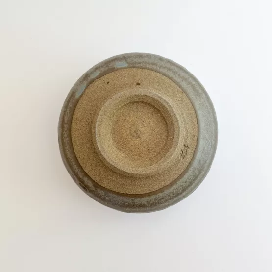 Bol à Matcha Arita - Douceur de Dégradé Bleu et Blanc – Image 7