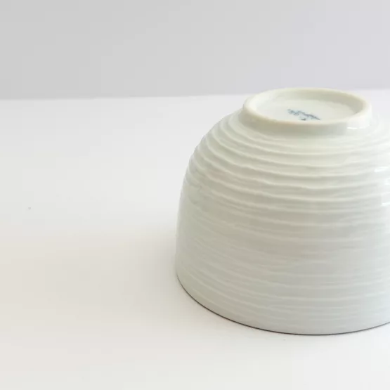 Tasse à Thé Céladon Waves de Hasamiyaki - Élégance Ondulée – Image 10