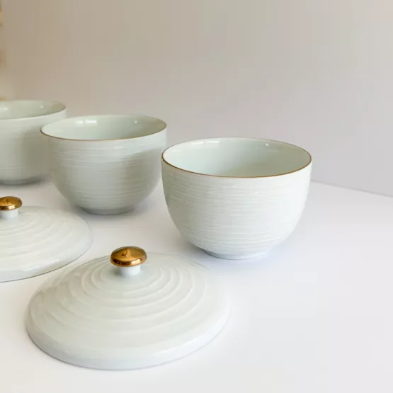 Tasse à Thé Céladon Waves de Hasamiyaki - Élégance Ondulée – Image 5