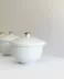 Tasse à Thé Céladon Waves de Hasamiyaki - Élégance Ondulée