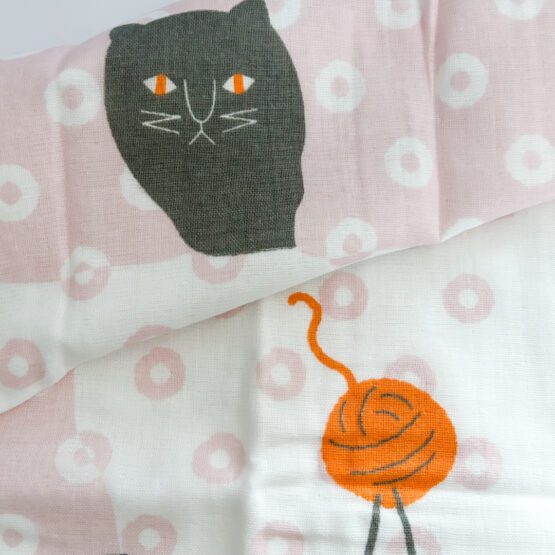 Serviette Tenugui japonais en gaze douce Kotatsu Neko – Image 4
