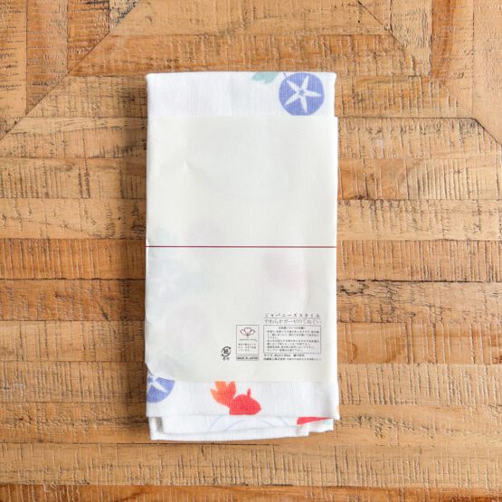 Serviette Tenugui japonais en gaze douce avec motifs de poissons rouges et d’asagao – Image 5