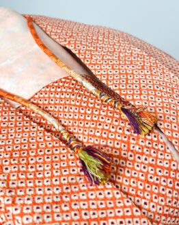 Haori vintage japonais – soie orange vif à doublure florale