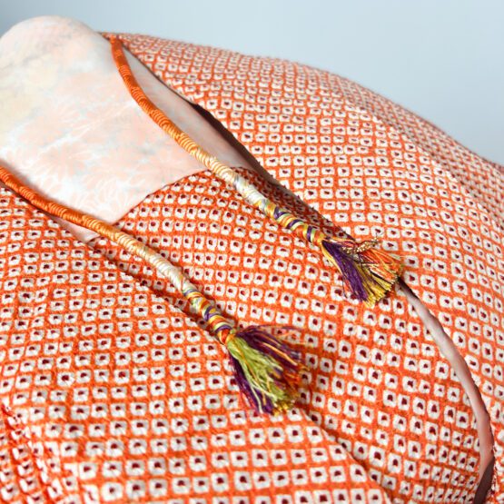 Haori vintage japonais – soie orange vif à doublure florale