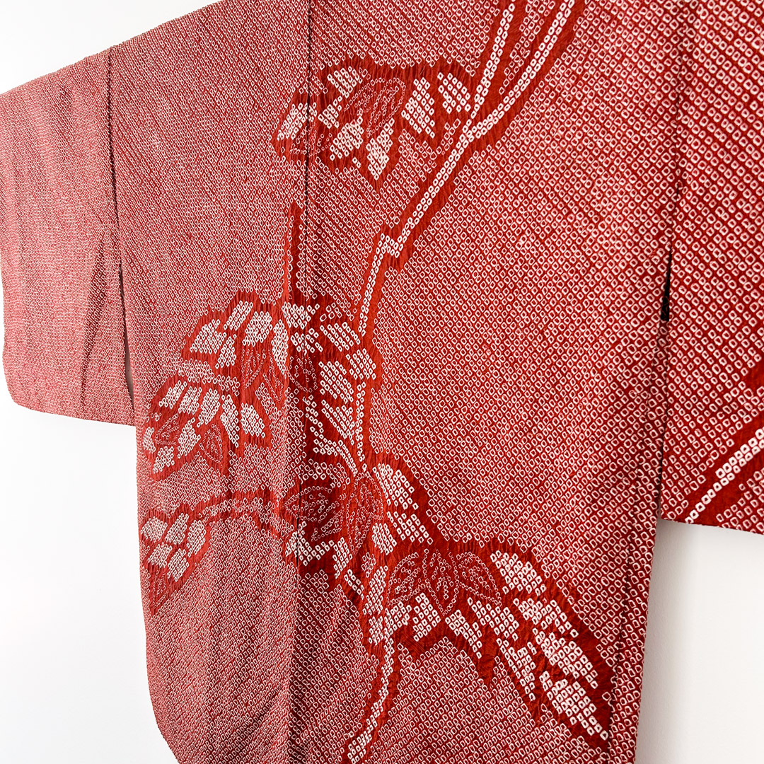 Haori japonais vintage – shibori bordeaux à doublure florale satinée – Image 7