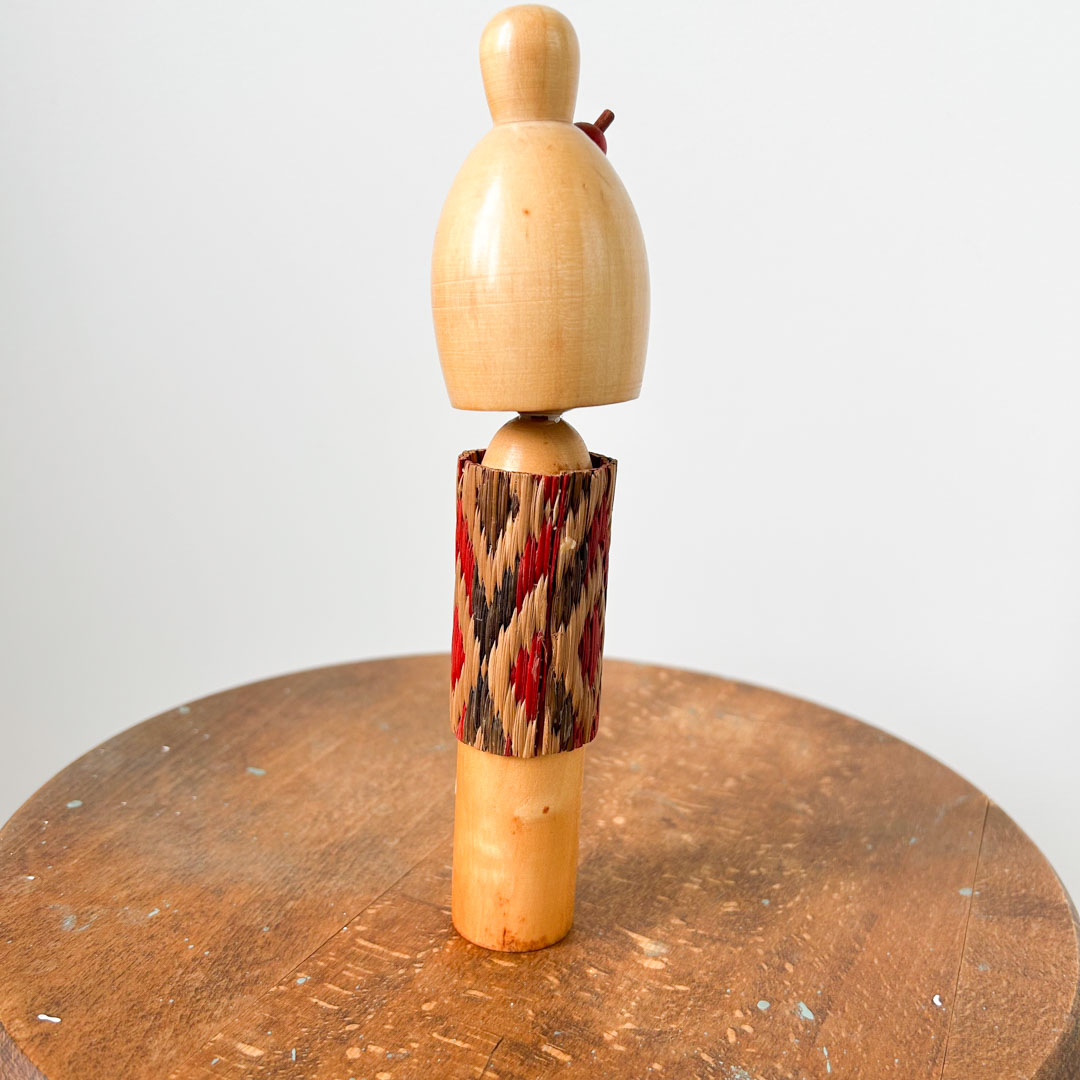Kokeshi d'art traditionnelle Shusaku 13cm - Image 3